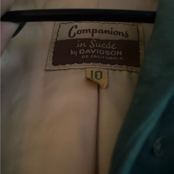 Vintage 1940s Companions in Suede of Davidson by California Green Overcoat - Picture 3 of 10